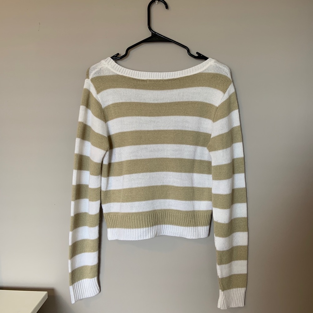 Striped Cropped Sweater - Picture 2 of 3